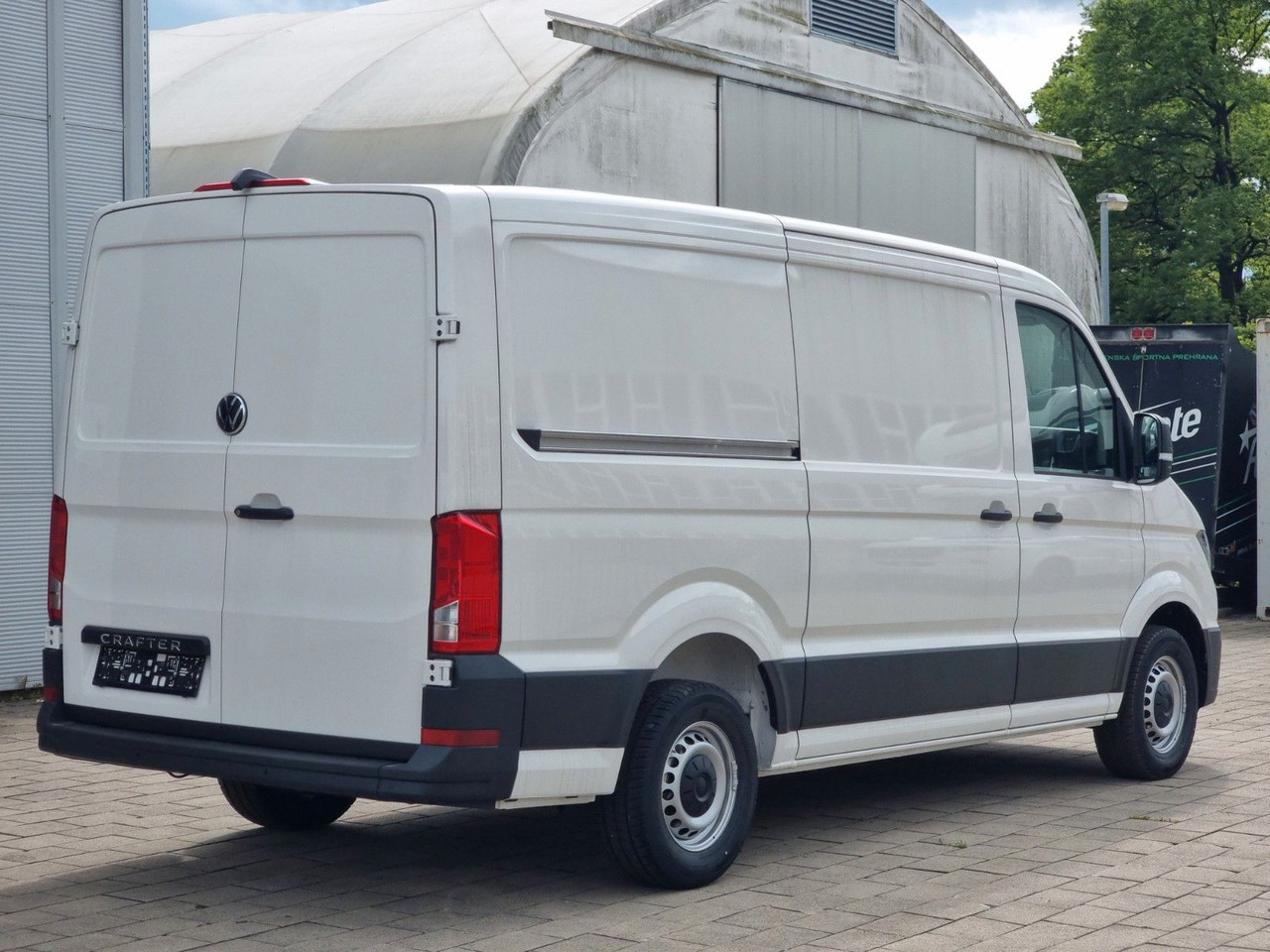 Volkswagen Crafter 35 L3H2 140 PS MJ 2025 Lager - Kastenwagen: das Bild 3 Volkswagen Crafter 35 L3H2 140 PS MJ 2025 Lager - Kastenwagen: das Bild 3