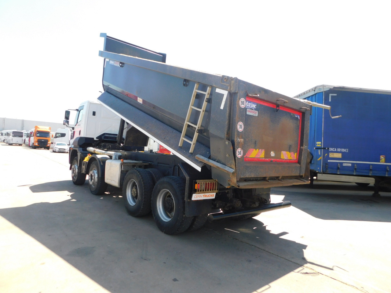 Ford 4142d 8x4 dcab e6 16s2230 - Kipper: das Bild 4 Ford 4142d 8x4 dcab e6 16s2230 - Kipper: das Bild 4