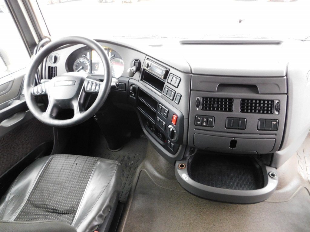 Innenraum Bild 1: Sattelzugmaschine Daf Xf 460 ft