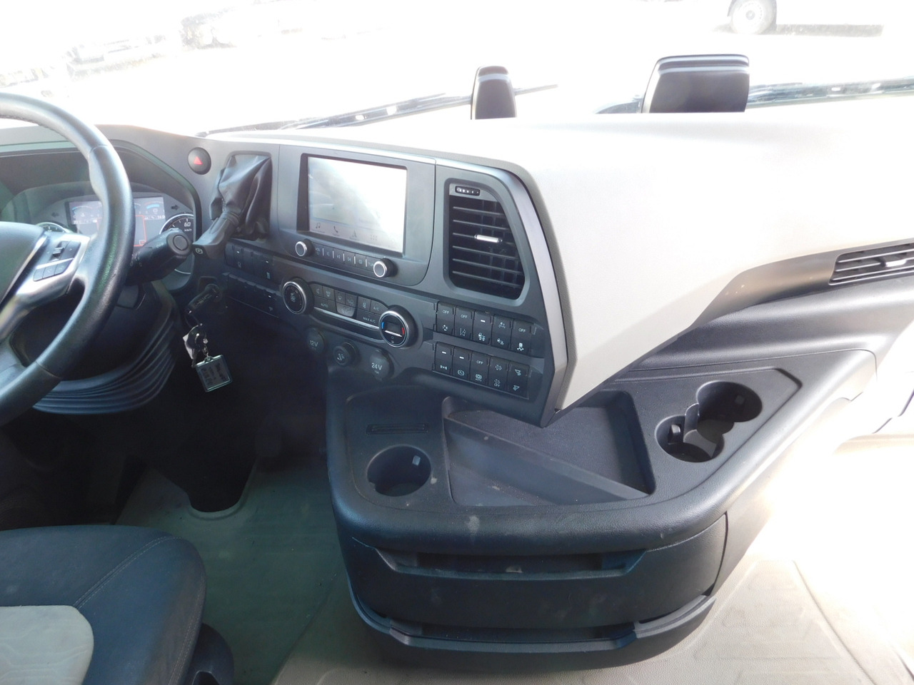 Sattelzugmaschine Ford F max chk1: das Bild 7