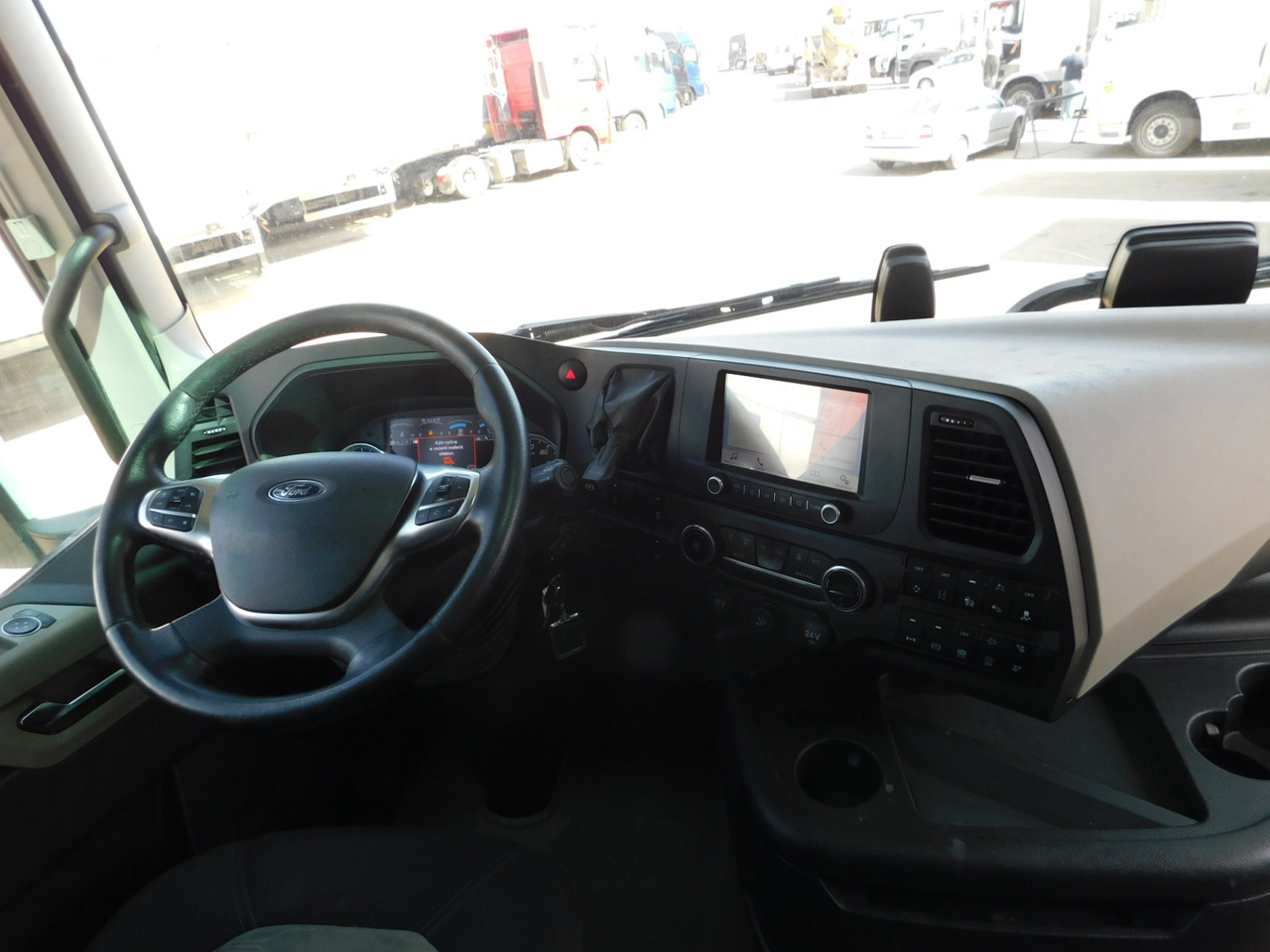Sattelzugmaschine Ford F max chk1: das Bild 6