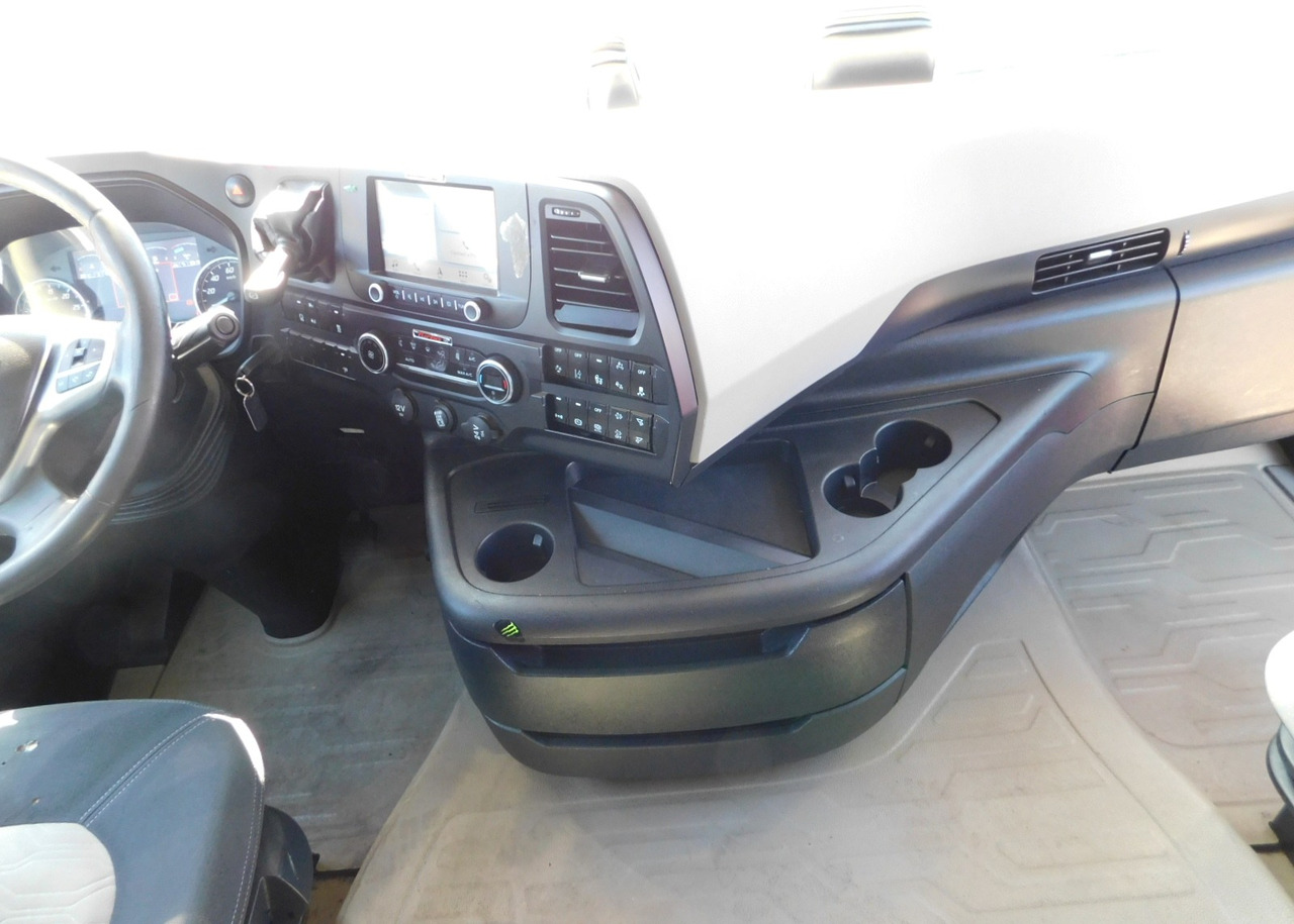 Sattelzugmaschine Ford F max ll 4x2 scab e6 12tx2620: das Bild 7