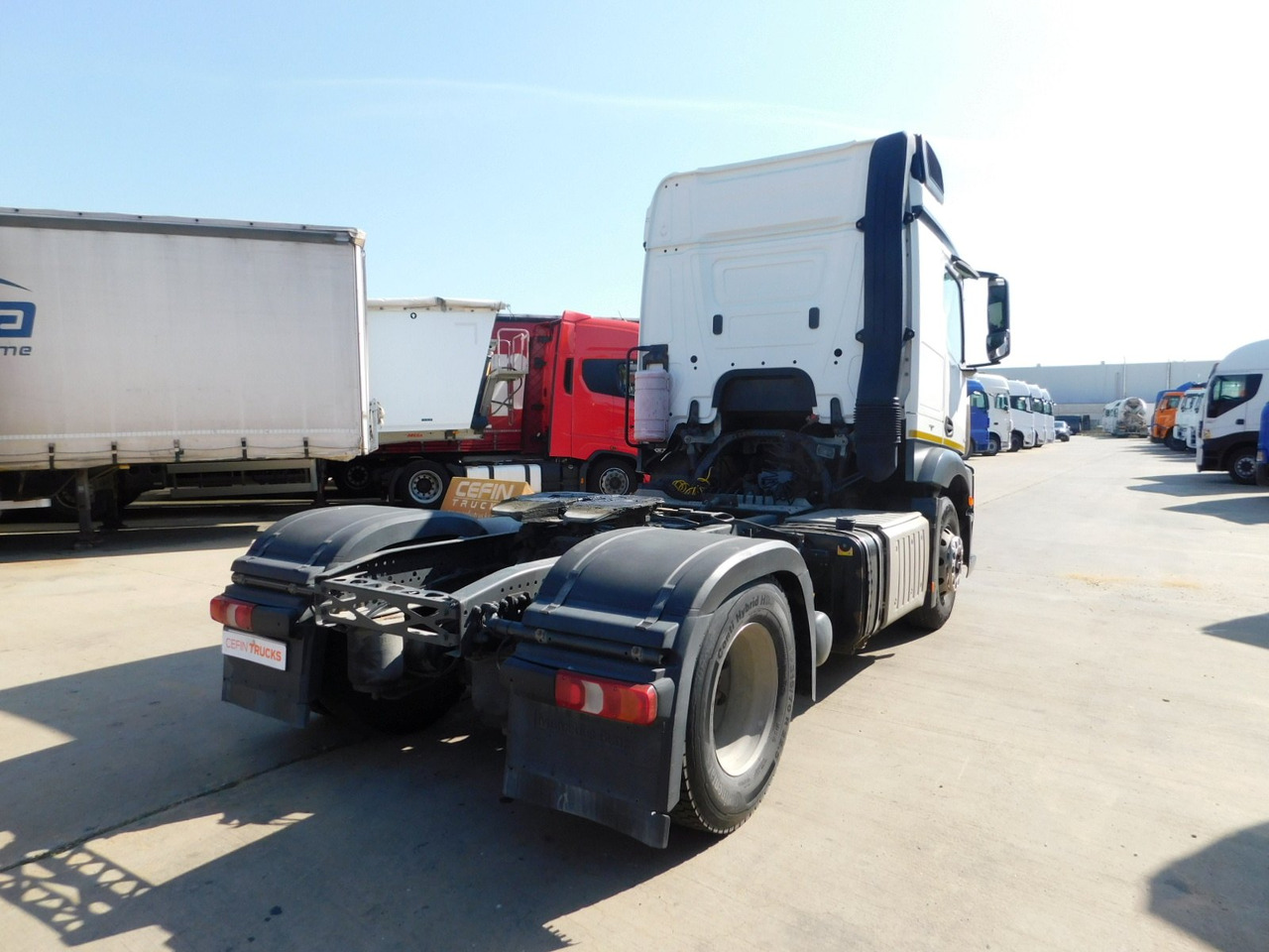 Mercedes Actros 1840 - Sattelzugmaschine: das Bild 3 Mercedes Actros 1840 - Sattelzugmaschine: das Bild 3