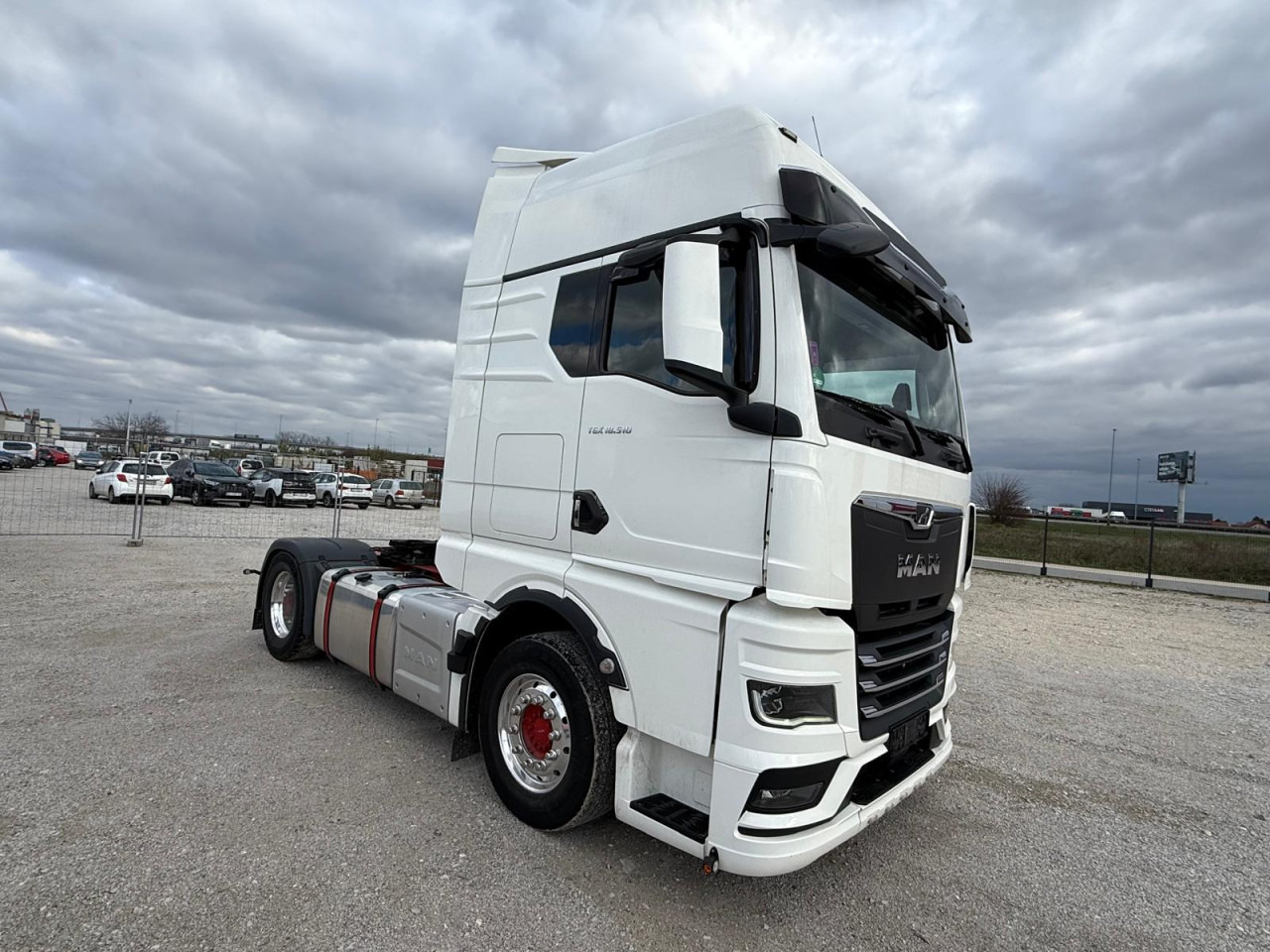 MAN TGX 18.510 4x2 BL SA Euro6 Retarder Klima ZV - Sattelzugmaschine: das Bild 1 MAN TGX 18.510 4x2 BL SA Euro6 Retarder Klima ZV - Sattelzugmaschine: das Bild 1