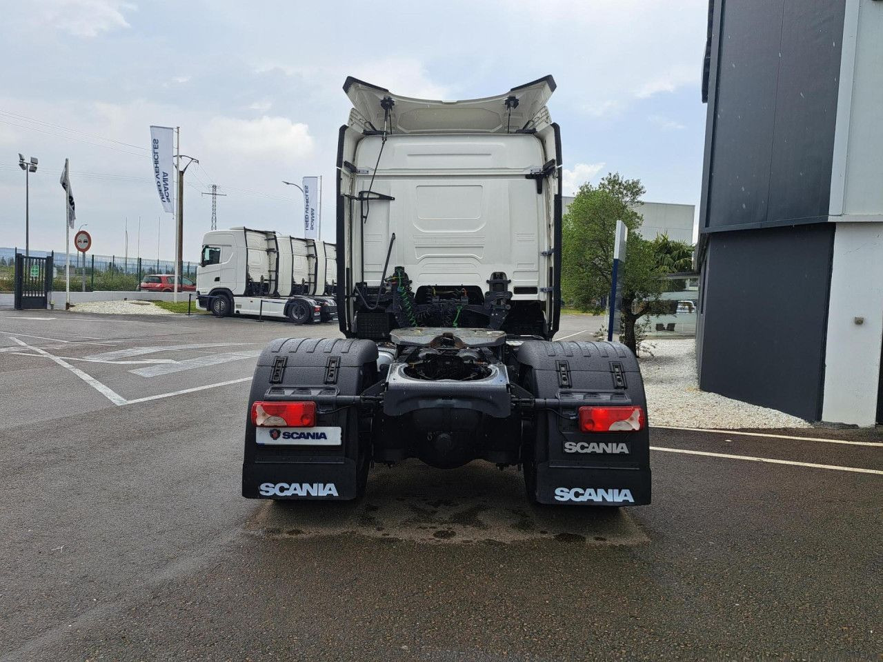 Scania R 450 - Sattelzugmaschine: das Bild 5 Scania R 450 - Sattelzugmaschine: das Bild 5