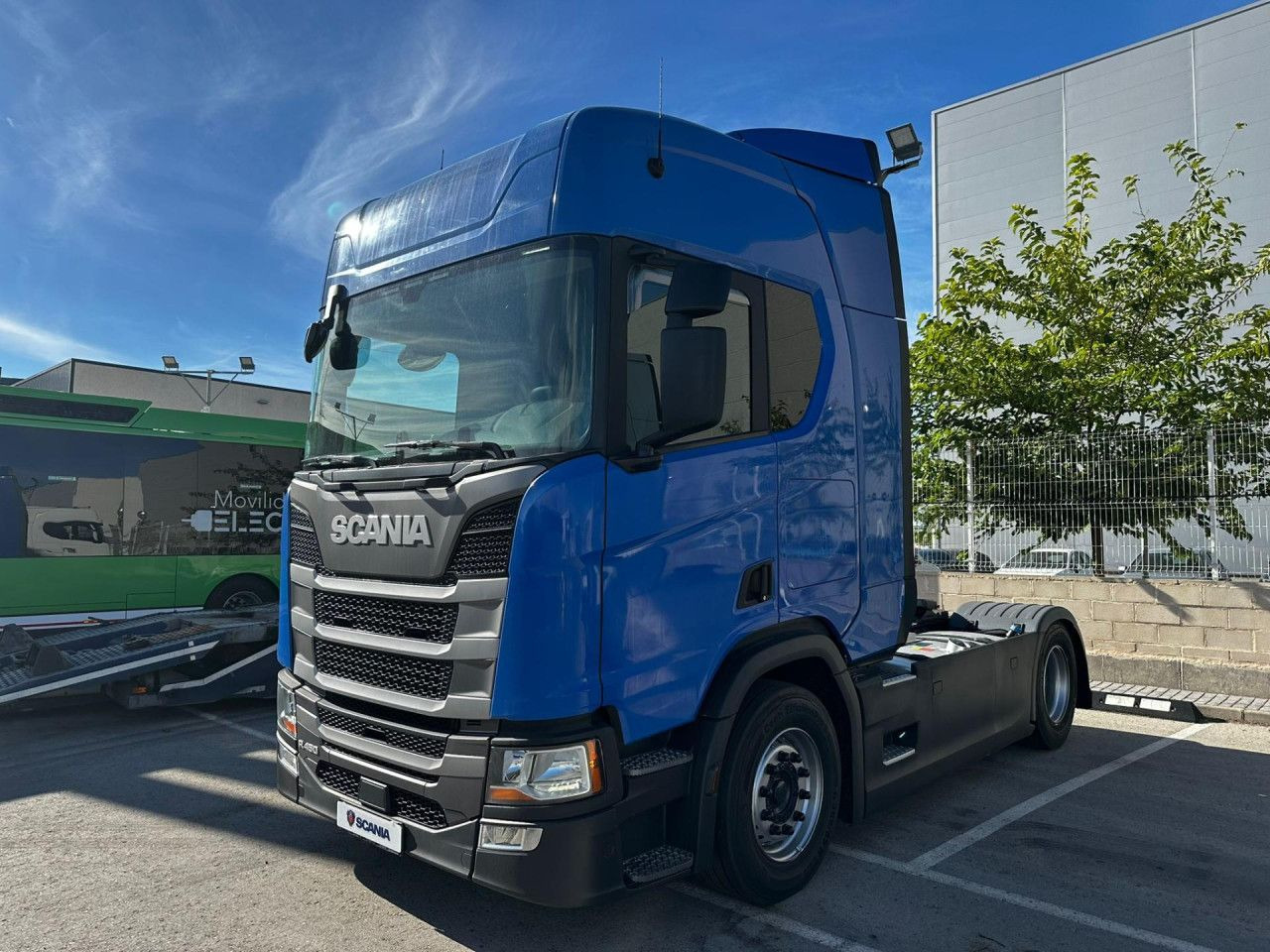 Scania R450 - Sattelzugmaschine: das Bild 2 Scania R450 - Sattelzugmaschine: das Bild 2