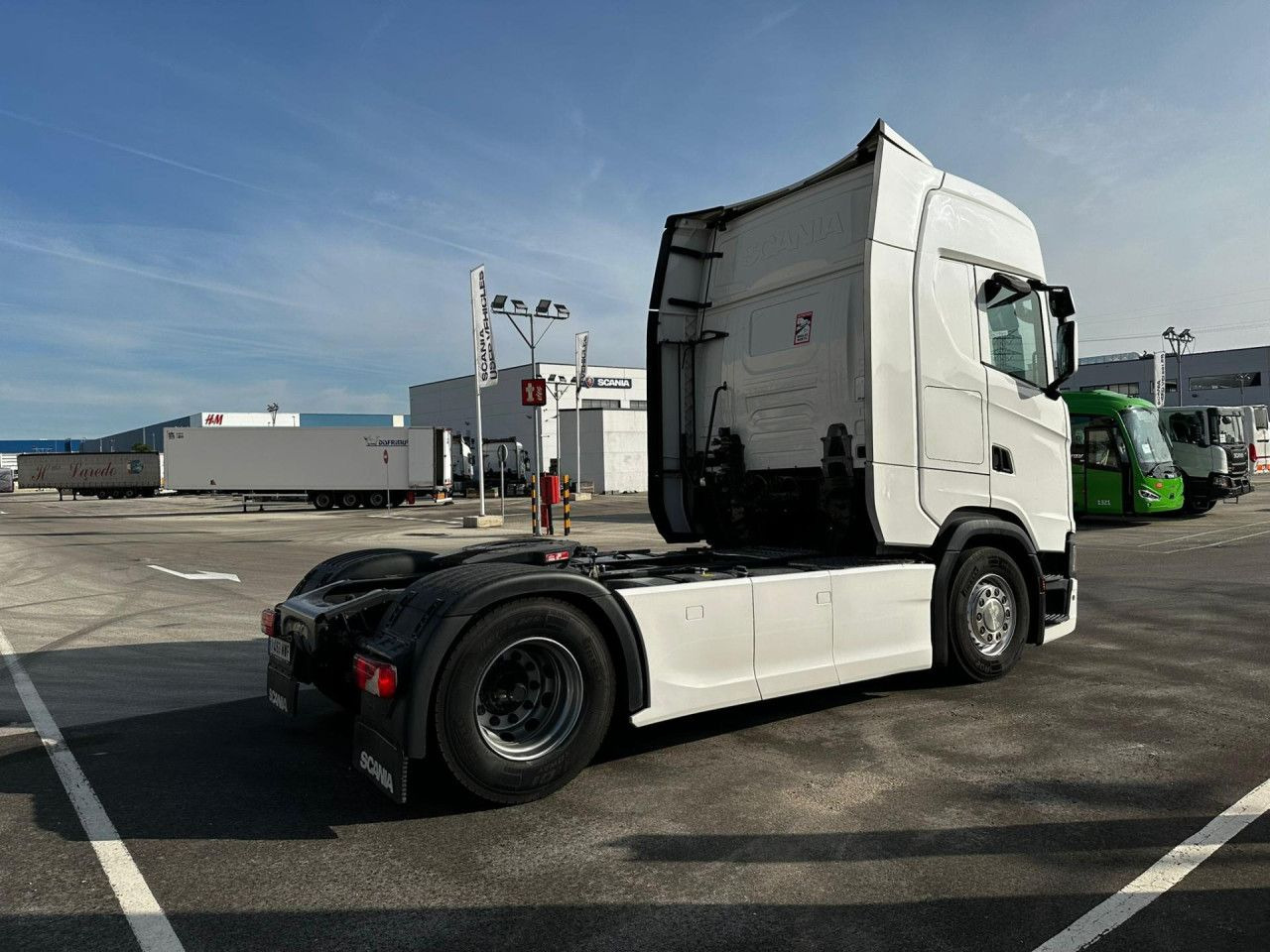 Scania S 450 - Sattelzugmaschine: das Bild 4 Scania S 450 - Sattelzugmaschine: das Bild 4