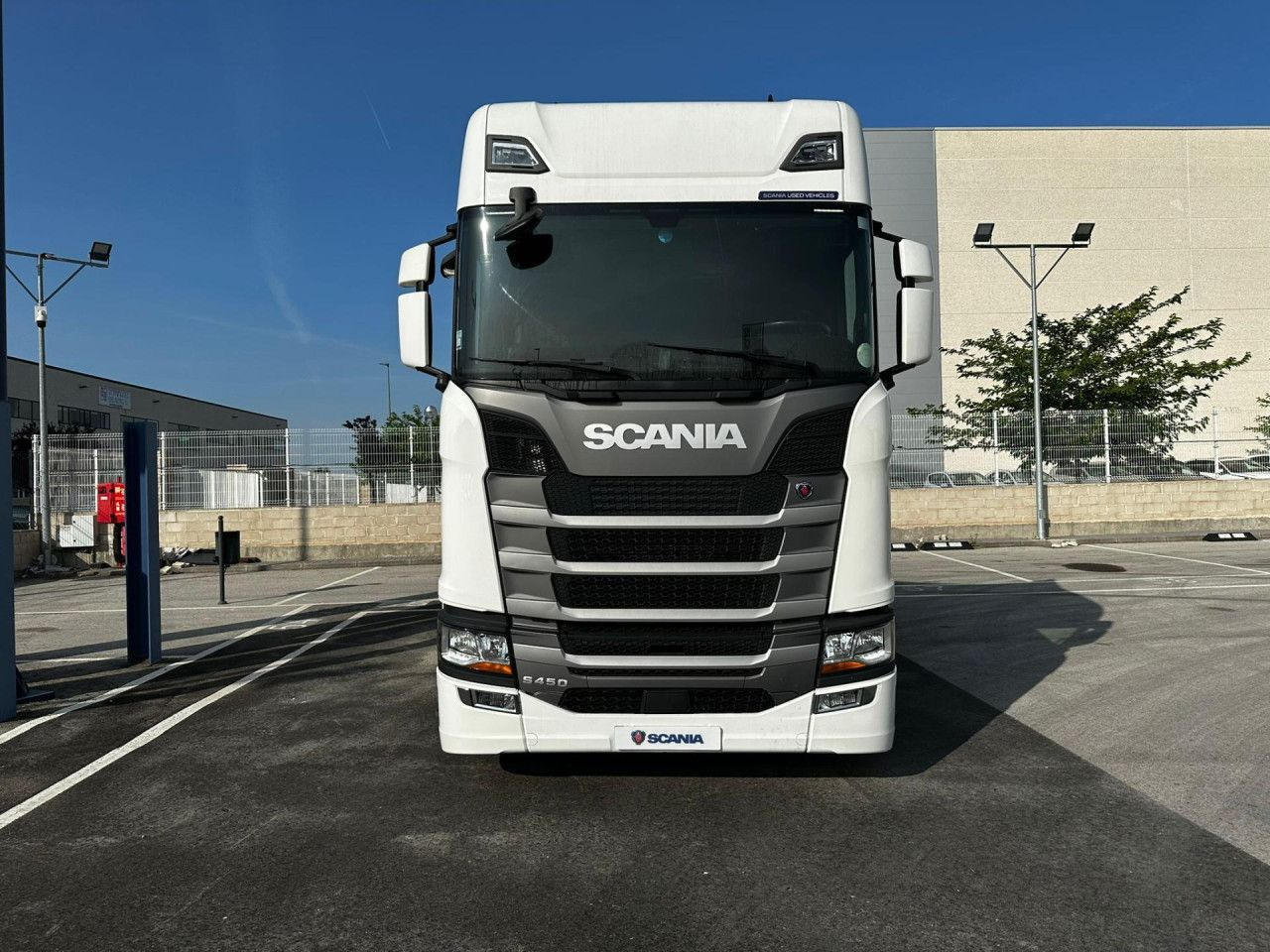 Scania S 450 - Sattelzugmaschine: das Bild 2 Scania S 450 - Sattelzugmaschine: das Bild 2