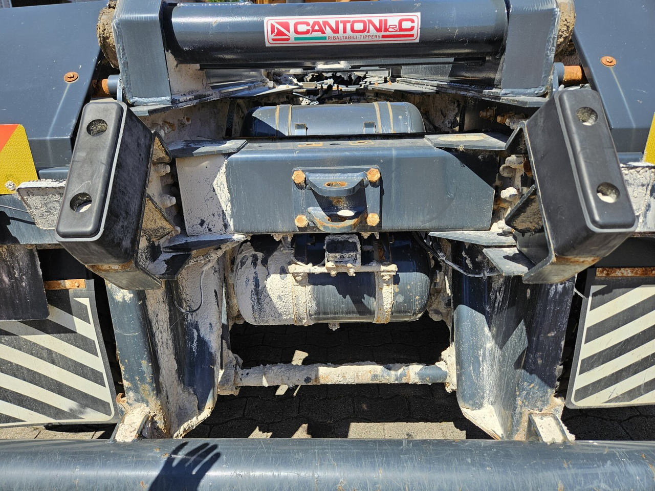 ASTRA HD9 86.50-90 8x6 ASTRA HD9 86.50-90 8x6, Unfallschaden, Cursor 13 - Fahrgestell LKW: das Bild 3 ASTRA HD9 86.50-90 8x6 ASTRA HD9 86.50-90 8x6, Unfallschaden, Cursor 13 - Fahrgestell LKW: das Bild 3