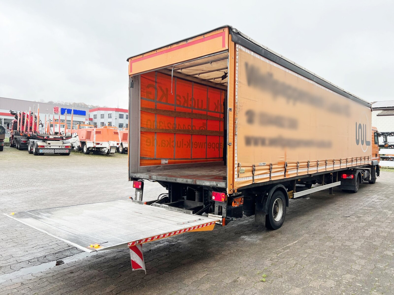 Ackermann PS-F 5.3/10.1 E SPS PS-F 5.3/10.1 E SPS, Edscha-Verdeck, LBW Dhollandia - Planenauflieger: das Bild 3 Ackermann PS-F 5.3/10.1 E SPS PS-F 5.3/10.1 E SPS, Edscha-Verdeck, LBW Dhollandia - Planenauflieger: das Bild 3
