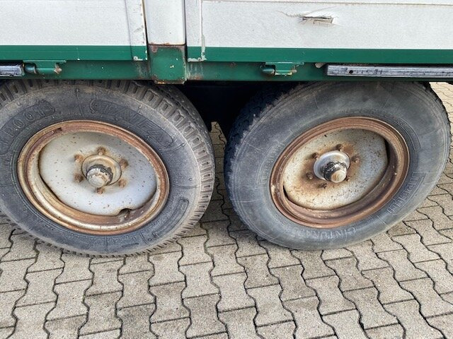 EAL-TA 8.6 EAL-TA 8.6 - Planenanhänger: das Bild 3 EAL-TA 8.6 EAL-TA 8.6 - Planenanhänger: das Bild 3