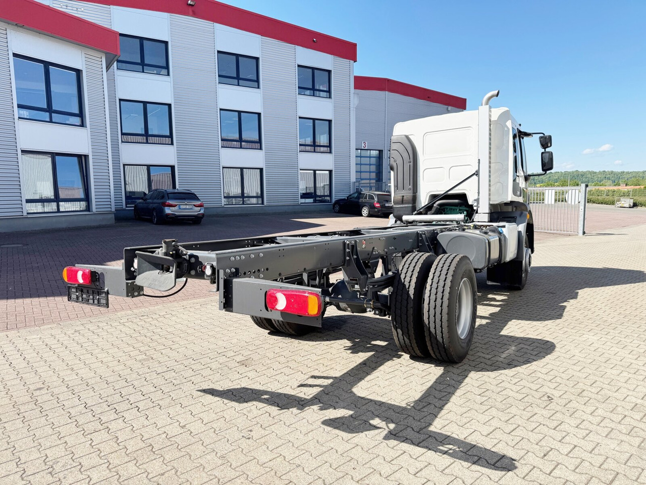 NEU: Fahrgestell LKW FL 280 4x4 FL 280 4x4, Nebenantrieb: das Bild 10