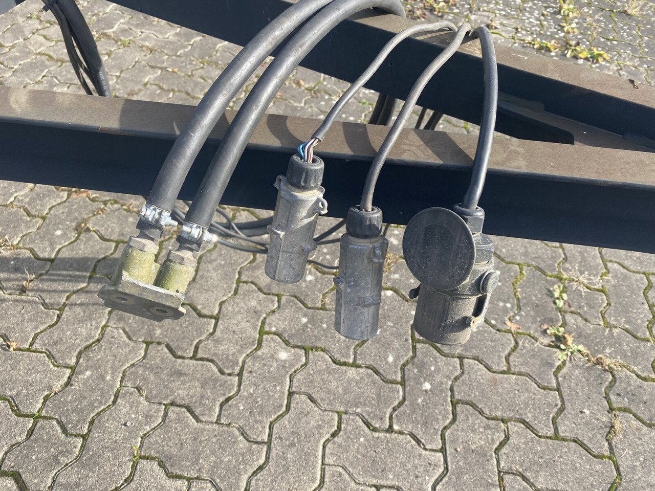 Abrollanhänger/ Absetzanhänger HSA 18.70 HSA 18.70 Schlittenabroller: das Bild 7 Abrollanhänger/ Absetzanhänger HSA 18.70 HSA 18.70 Schlittenabroller: das Bild 7