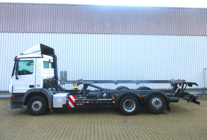 - Hubrahmen Spier Hubwechselrahmen - Abrollcontainer: das Bild 3 - Hubrahmen Spier Hubwechselrahmen - Abrollcontainer: das Bild 3
