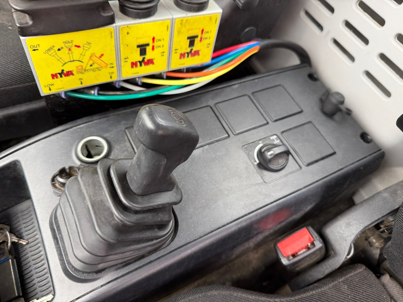 Iveco EuroCargo ML120E22 4x2 EuroCargo ML120E22 4x2, City-Abroller - Abrollkipper: das Bild 5 Iveco EuroCargo ML120E22 4x2 EuroCargo ML120E22 4x2, City-Abroller - Abrollkipper: das Bild 5