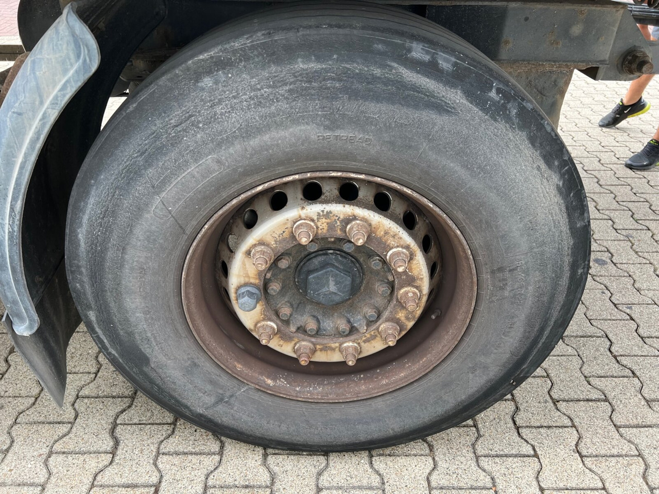 KA-F 18/74E Ackermann, Oschersl. KA-F 18/74E mit LBW MBB, 44cbm - Koffer Anhänger: das Bild 2 KA-F 18/74E Ackermann, Oschersl. KA-F 18/74E mit LBW MBB, 44cbm - Koffer Anhänger: das Bild 2