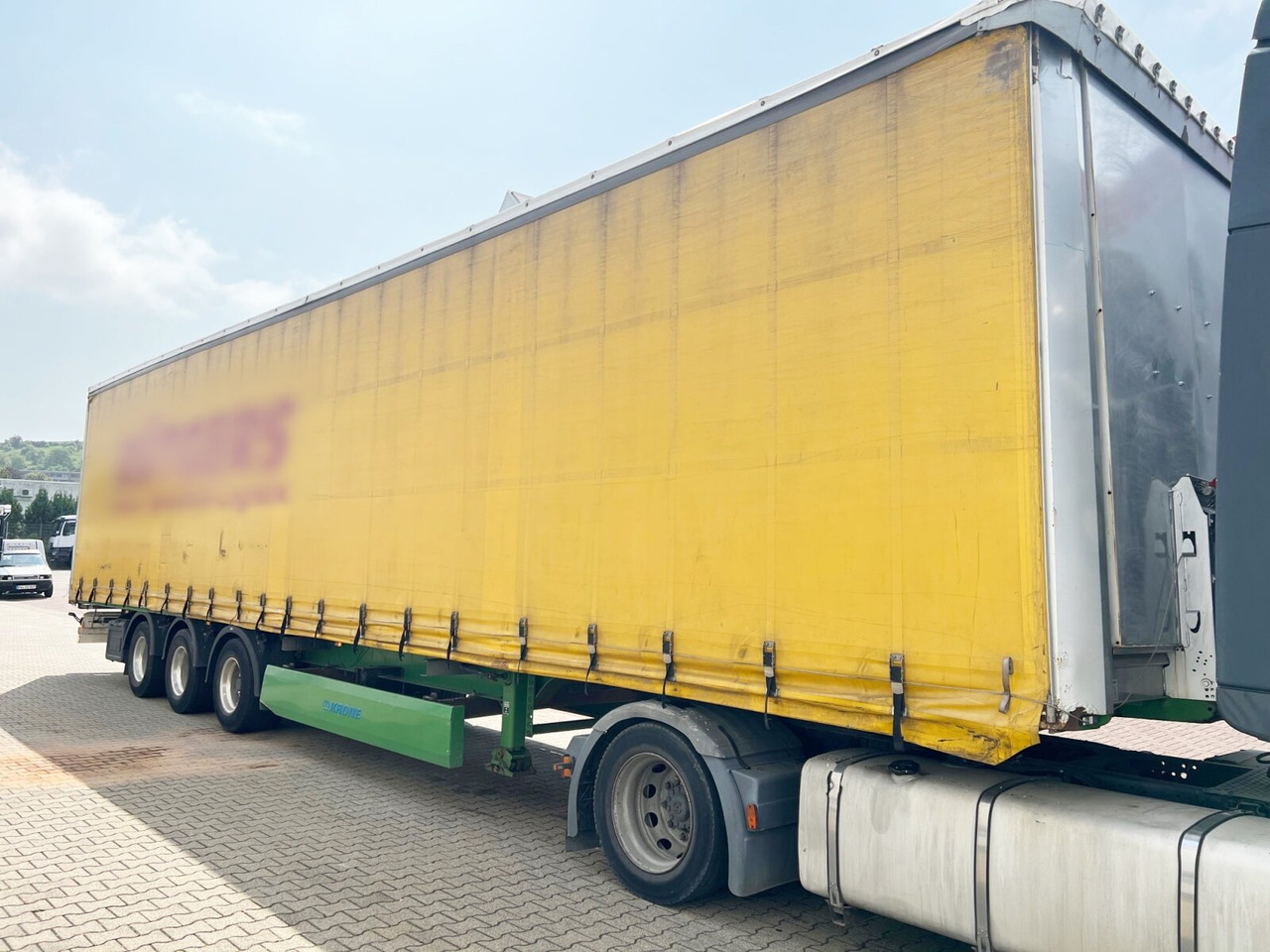 Planenauflieger Krone SDP 27 eLCUQ-CS SDP 27 eLCUQ-CS, Coilmulde, Edscha-Verdeck, Hubdach, ca. 93m³: das Bild 12 Planenauflieger Krone SDP 27 eLCUQ-CS SDP 27 eLCUQ-CS, Coilmulde, Edscha-Verdeck, Hubdach, ca. 93m³: das Bild 12