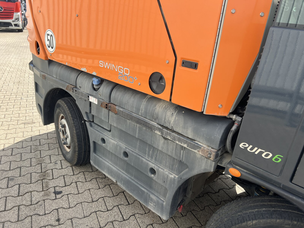 Schmidt Swingo Compact 200 4x2 Swingo Compact 200 4x2, Kehrmaschine - LKW: das Bild 4 Schmidt Swingo Compact 200 4x2 Swingo Compact 200 4x2, Kehrmaschine - LKW: das Bild 4