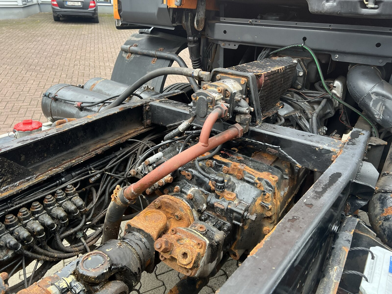 MAN 19.292/402 FAK 4x4 BB 19.292/402 FAK 4x4 BB, 6-Zylinder, Winterdienstausstattung - Fahrgestell LKW: das Bild 2 MAN 19.292/402 FAK 4x4 BB 19.292/402 FAK 4x4 BB, 6-Zylinder, Winterdienstausstattung - Fahrgestell LKW: das Bild 2