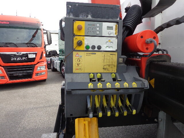 MAN TGM 26.340 6x2-4 LL TGM 26.340 6x2-4 LL,Lenk-Liftachse, Heckkran, Palfinger PK 11.001, faltbar, - Autokran, Pritsche LKW: das Bild 2 MAN TGM 26.340 6x2-4 LL TGM 26.340 6x2-4 LL,Lenk-Liftachse, Heckkran, Palfinger PK 11.001, faltbar, - Autokran, Pritsche LKW: das Bild 2