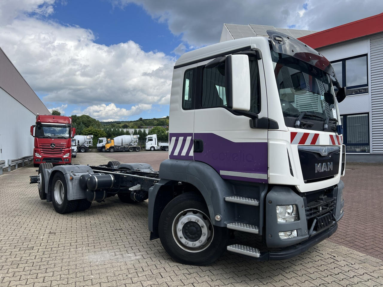 Fahrgestell LKW MAN TGS 26.320 6X2-4 BL TGS 26.320 6X2-4 BL, Lenk-/Liftachse, Rechtslenker, Export Only!: das Bild 8