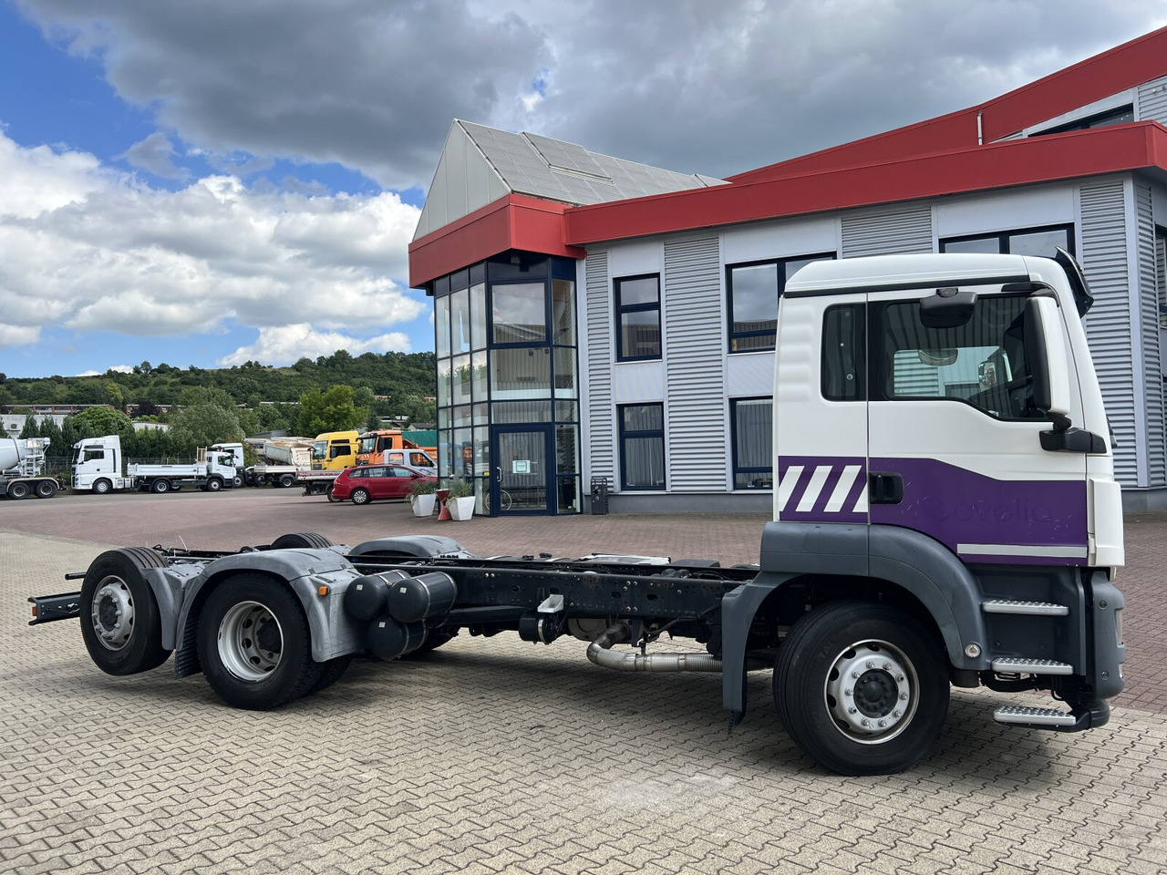 Fahrgestell LKW MAN TGS 26.320 6X2-4 BL TGS 26.320 6X2-4 BL, Lenk-/Liftachse, Rechtslenker, Export Only!: das Bild 9
