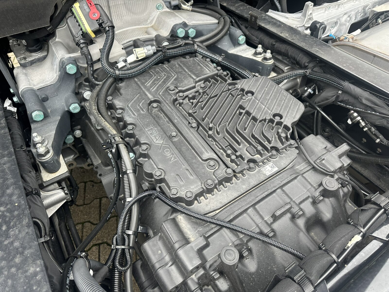 MAN TGS 26.440 6x2-4 LL CH TGS 26.440 6x2-4 LL CH, Lenk-/Liftachse, Navi, LED - Fahrgestell LKW: das Bild 2 MAN TGS 26.440 6x2-4 LL CH TGS 26.440 6x2-4 LL CH, Lenk-/Liftachse, Navi, LED - Fahrgestell LKW: das Bild 2