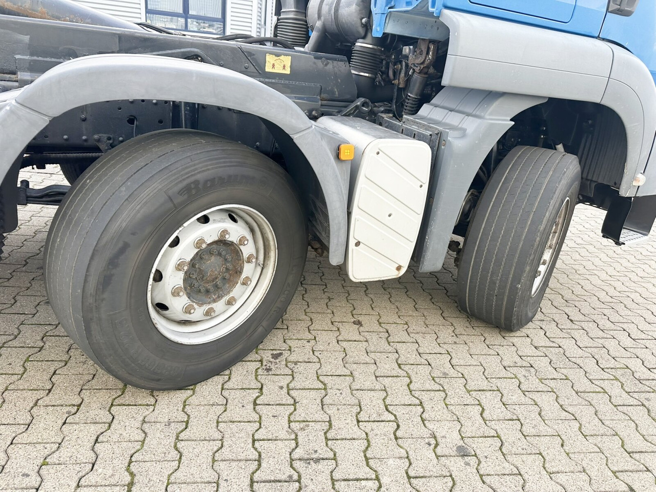 MAN TGS 35.480 8x4 BL TGS 35.480 8x4 BL - Abrollkipper: das Bild 3 MAN TGS 35.480 8x4 BL TGS 35.480 8x4 BL - Abrollkipper: das Bild 3