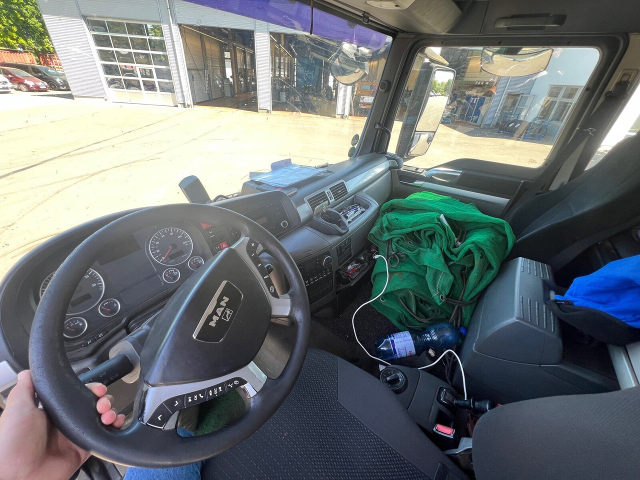 MAN TGS 35.480 8x4 BL TGS 35.480 8x4 BL - Abrollkipper: das Bild 5 MAN TGS 35.480 8x4 BL TGS 35.480 8x4 BL - Abrollkipper: das Bild 5