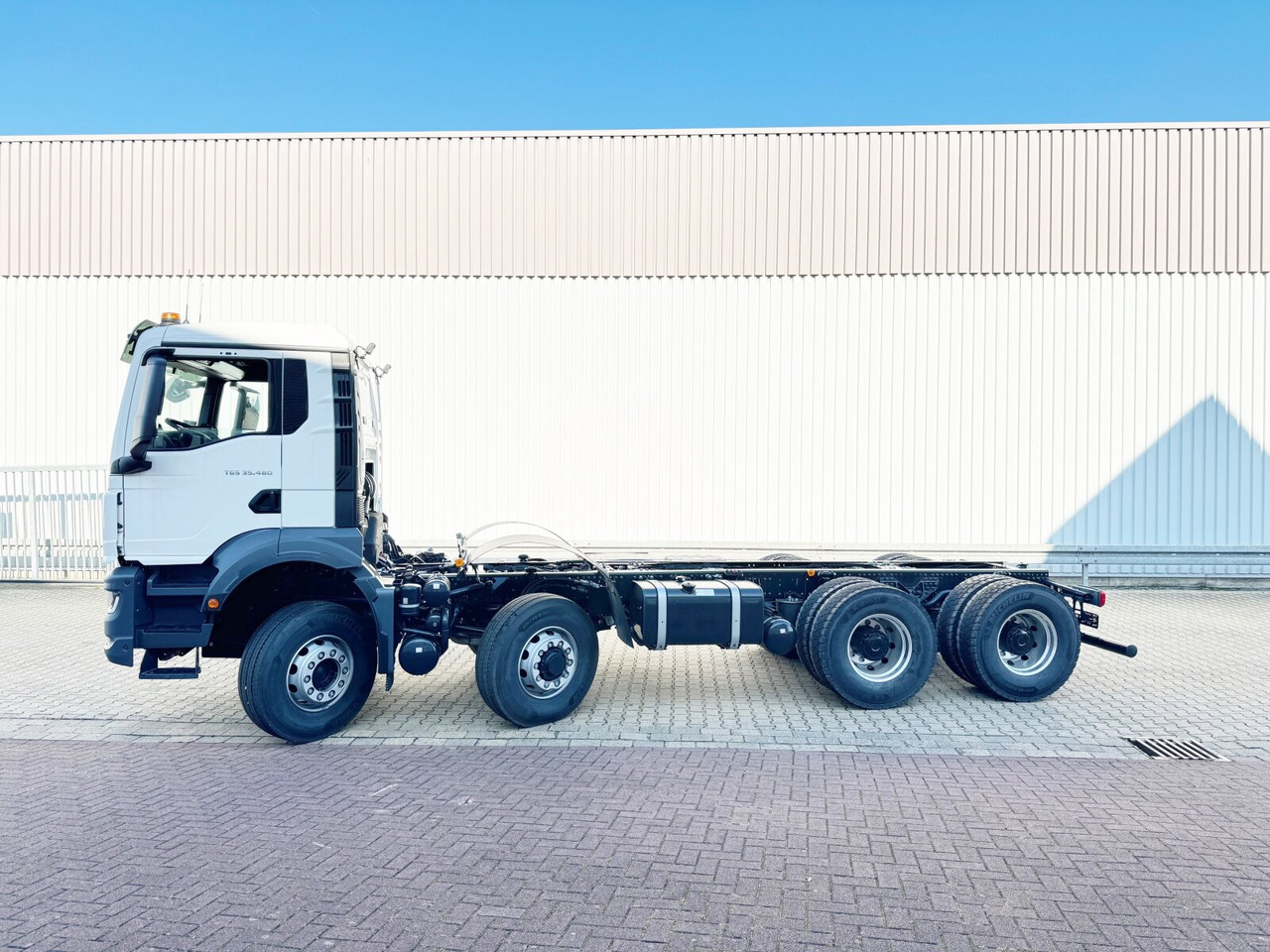NEU: Fahrgestell LKW MAN TGS 35.480 8x6H BL CH TGS 35.480 8x6H BL CH, HydroDrive, Navi, Nebenantrieb: das Bild 15