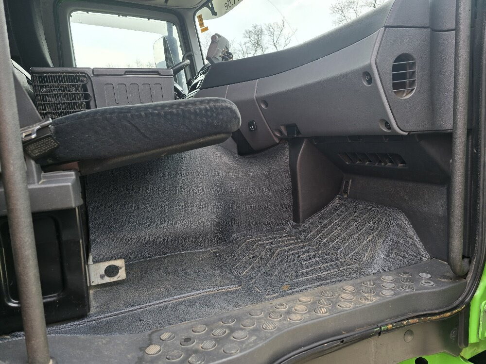 Fahrgestell LKW Mercedes-Benz Actros 2032 LA 4x4 Actros 2032 LA 4x4/ Rdstand 3.600 mm: das Bild 11