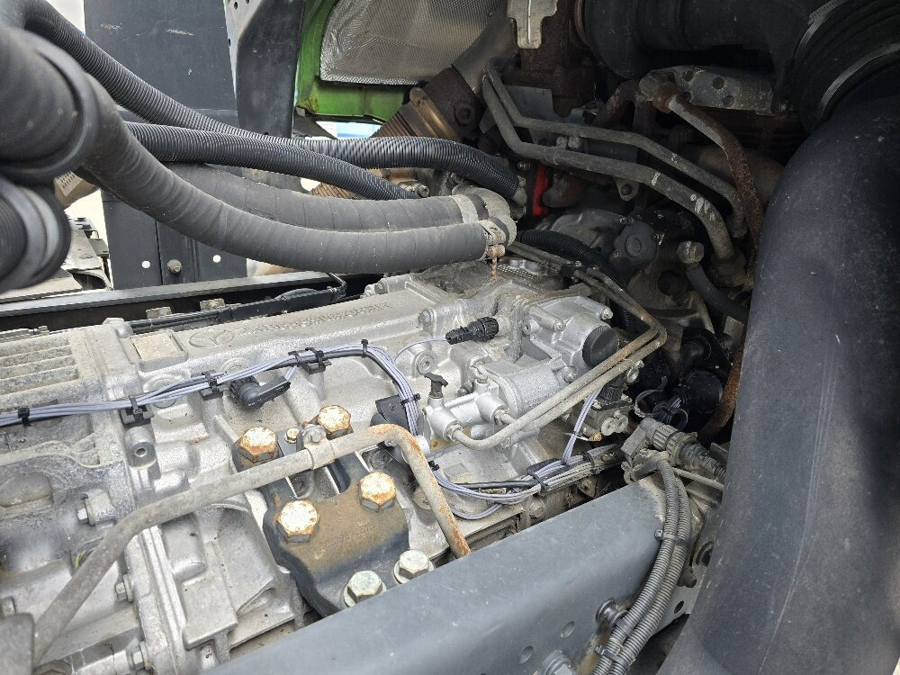 Fahrgestell LKW Mercedes-Benz Actros 2032 LA 4x4 Actros 2032 LA 4x4/ Rdstand 3.600 mm: das Bild 14