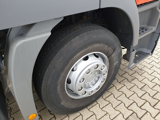 Mercedes-Benz Actros 2544 L 6x2 Actros 2544 L 6x2, ADR, Retarder, Lenkachse - Absetzkipper: das Bild 4 Mercedes-Benz Actros 2544 L 6x2 Actros 2544 L 6x2, ADR, Retarder, Lenkachse - Absetzkipper: das Bild 4