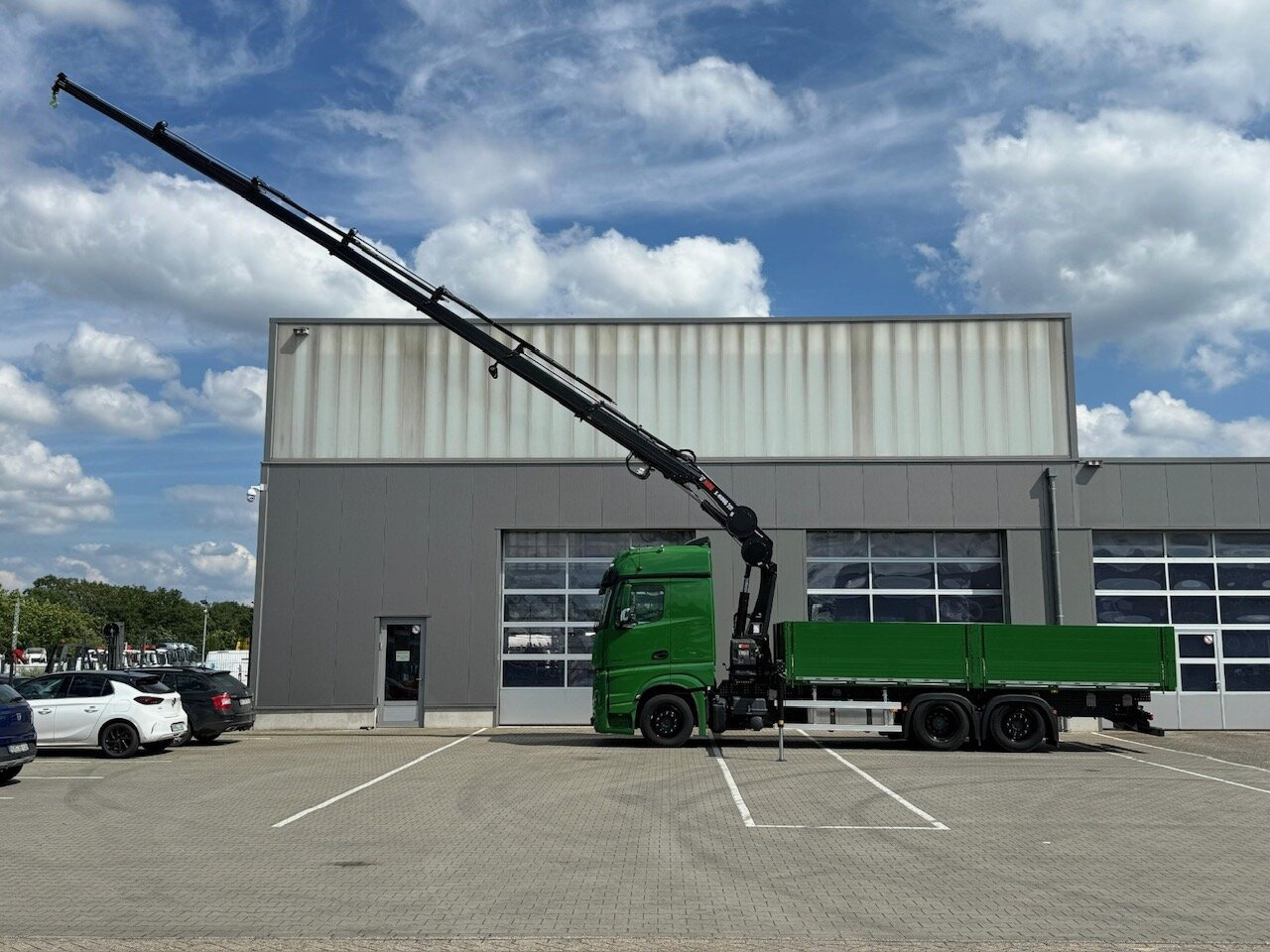 Mercedes-Benz Actros 2548 L 6x2 Actros 2548 L 6x2, Actros 2548 L, 6x2 mit Kran Hiab X-HiDuo 228 - Autokran: das Bild 2 Mercedes-Benz Actros 2548 L 6x2 Actros 2548 L 6x2, Actros 2548 L, 6x2 mit Kran Hiab X-HiDuo 228 - Autokran: das Bild 2