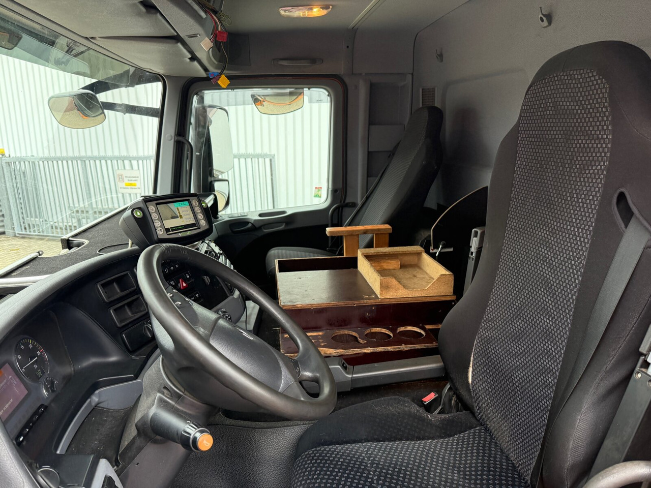 Mercedes-Benz Actros 2641/48 L 6x4 Actros 2641/48 L 6x4, Seilabroller, Haller Lotos, Zöller Schüttung - Müllwagen: das Bild 3 Mercedes-Benz Actros 2641/48 L 6x4 Actros 2641/48 L 6x4, Seilabroller, Haller Lotos, Zöller Schüttung - Müllwagen: das Bild 3