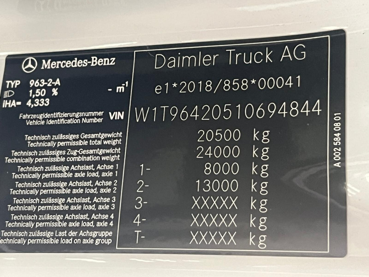 Mercedes-Benz Arocs 1840 K 4x2 Arocs 1840 K 4x2, MultimediaCockpit, 2x Nebenantrieb, NMV & Motorabtrieb - Leasing Mercedes-Benz Arocs 1840 K 4x2 Arocs 1840 K 4x2, MultimediaCockpit, 2x Nebenantrieb, NMV & Motorabtrieb: das Bild 9 Mercedes-Benz Arocs 1840 K 4x2 Arocs 1840 K 4x2, MultimediaCockpit, 2x Nebenantrieb, NMV & Motorabtrieb - Leasing Mercedes-Benz Arocs 1840 K 4x2 Arocs 1840 K 4x2, MultimediaCockpit, 2x Nebenantrieb, NMV & Motorabtrieb: das Bild 9
