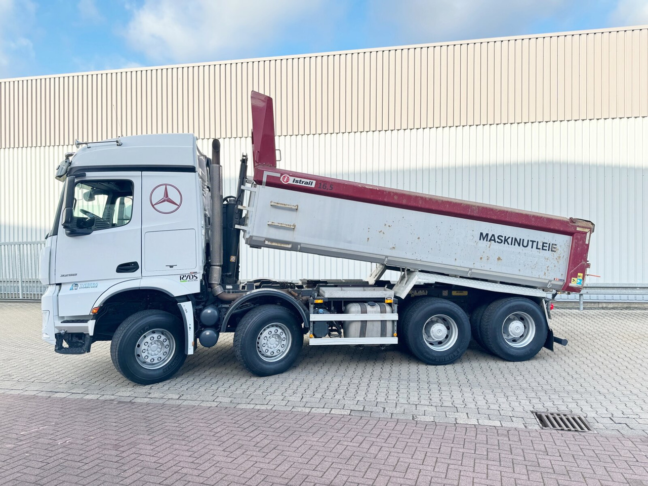 Mercedes-Benz Arocs 3258 LK 8x4/4 Arocs 3258 LK 8x4/4, Retarder, Stahlmulde ca. 14m³, hydr. Heckklappenöffnung - Leasing Mercedes-Benz Arocs 3258 LK 8x4/4 Arocs 3258 LK 8x4/4, Retarder, Stahlmulde ca. 14m³, hydr. Heckklappenöffnung: das Bild 13