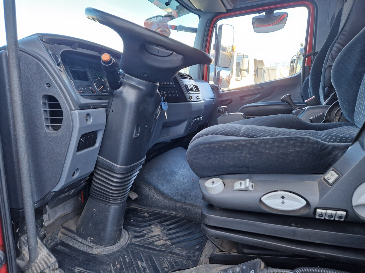 Autokran Mercedes-Benz Atego 1218 L 4x2 1218 L 4x2, Fassi Kran F 95A21 5.9m-1.545 kg,: das Bild 14