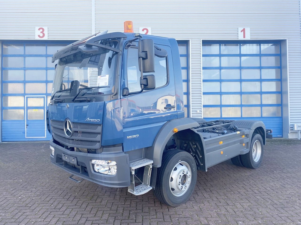 Mercedes-Benz Atego 1630 AK 4x4 Atego 1630 AK 4x4, Rechtslenker - Fahrgestell LKW: das Bild 1 Mercedes-Benz Atego 1630 AK 4x4 Atego 1630 AK 4x4, Rechtslenker - Fahrgestell LKW: das Bild 1