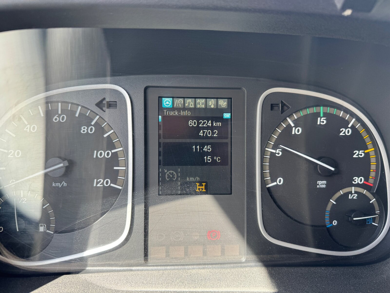 Mercedes-Benz Atego 1630 K 4x2 Atego 1630 K 4x2, 2x AHK - Kipper: das Bild 3 Mercedes-Benz Atego 1630 K 4x2 Atego 1630 K 4x2, 2x AHK - Kipper: das Bild 3