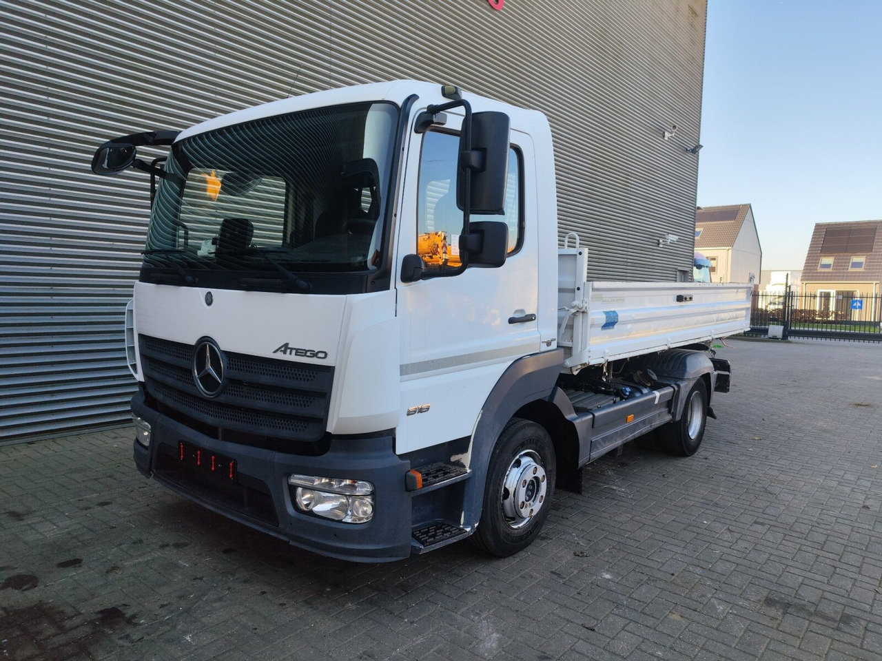 Mercedes-Benz Atego 818 K 4x2 Atego 818 K 4x2, Meiller-Kipper, - Kipper: das Bild 1 Mercedes-Benz Atego 818 K 4x2 Atego 818 K 4x2, Meiller-Kipper, - Kipper: das Bild 1
