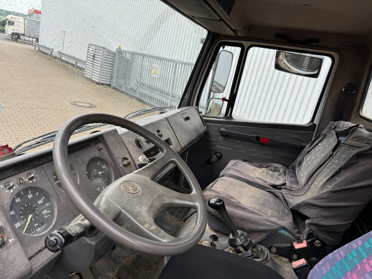 Mercedes-Benz LK 814 4x2 LK 814 4x2, 6-Zylinder, Kran Tirre Euro 35 - Autokran, Pritsche LKW: das Bild 4 Mercedes-Benz LK 814 4x2 LK 814 4x2, 6-Zylinder, Kran Tirre Euro 35 - Autokran, Pritsche LKW: das Bild 4