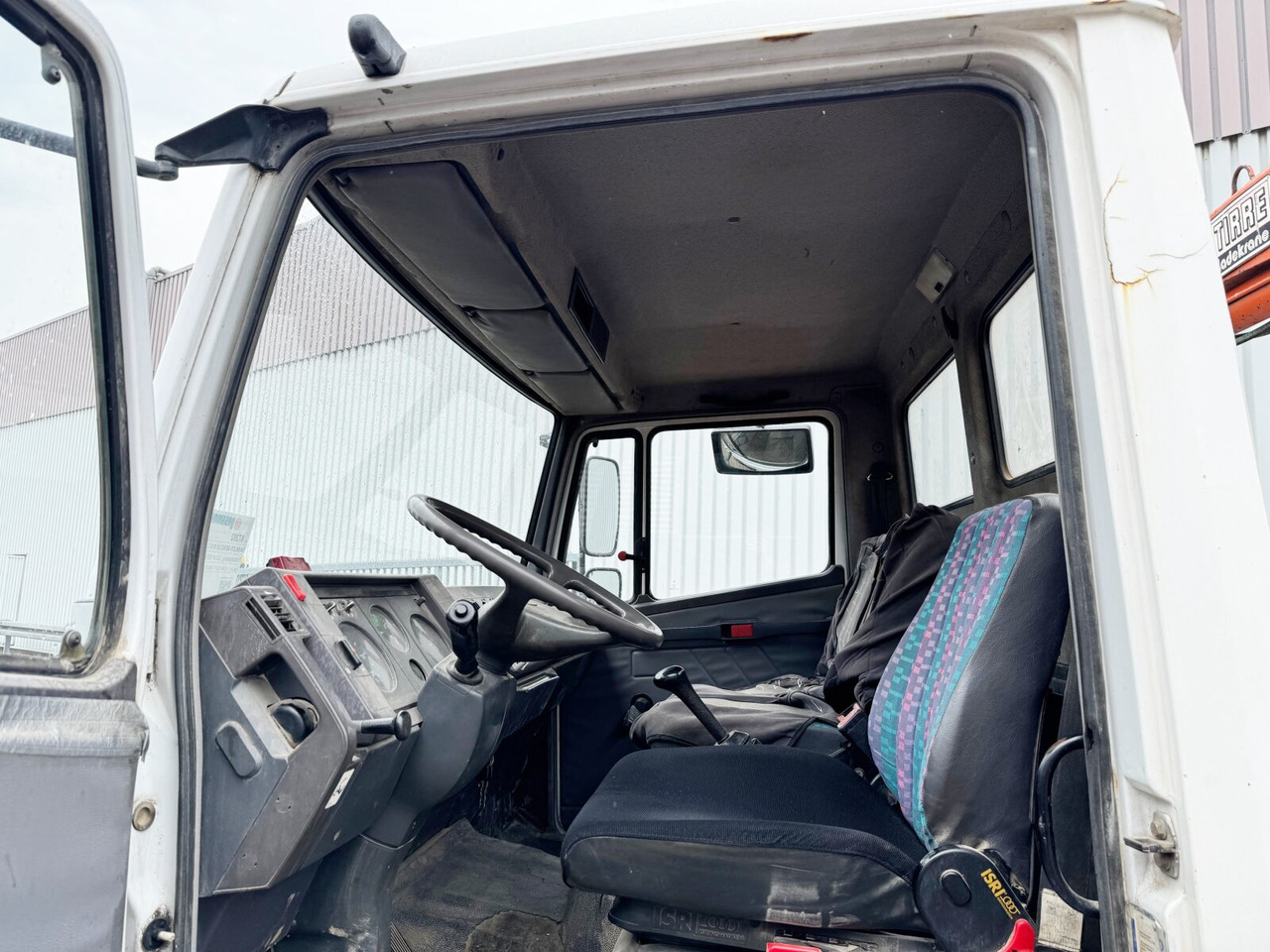 Mercedes-Benz LK 814 4x2 LK 814 4x2, 6-Zylinder, Kran Tirre Euro 35 - Autokran, Pritsche LKW: das Bild 3 Mercedes-Benz LK 814 4x2 LK 814 4x2, 6-Zylinder, Kran Tirre Euro 35 - Autokran, Pritsche LKW: das Bild 3
