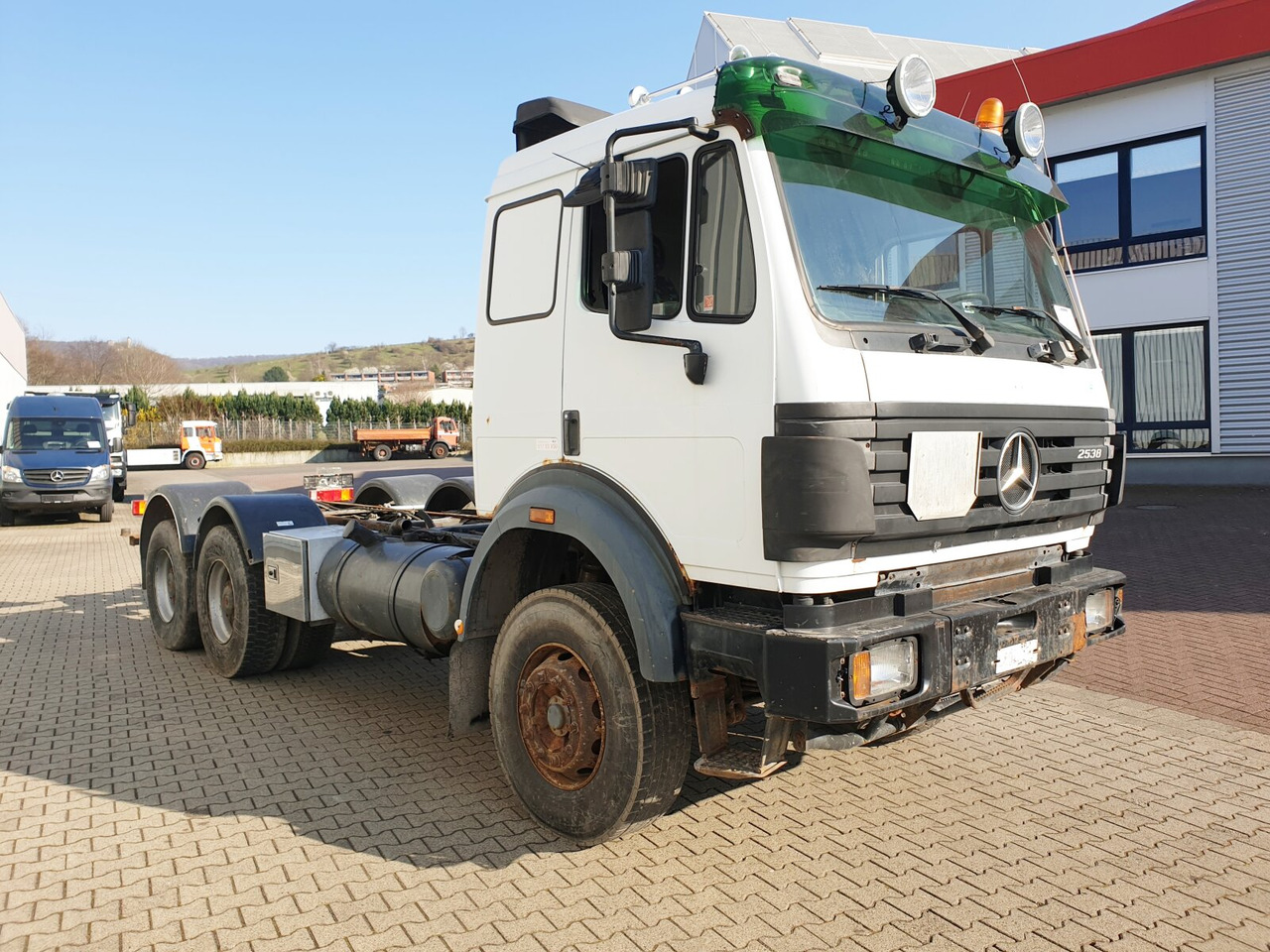 Mercedes-Benz SK II 25/2638 K 6x4 SK II 25/2638 K 6x4, V8, Retarder, 2x Nebenantrieb - Leasing Mercedes-Benz SK II 25/2638 K 6x4 SK II 25/2638 K 6x4, V8, Retarder, 2x Nebenantrieb: das Bild 12 Mercedes-Benz SK II 25/2638 K 6x4 SK II 25/2638 K 6x4, V8, Retarder, 2x Nebenantrieb - Leasing Mercedes-Benz SK II 25/2638 K 6x4 SK II 25/2638 K 6x4, V8, Retarder, 2x Nebenantrieb: das Bild 12
