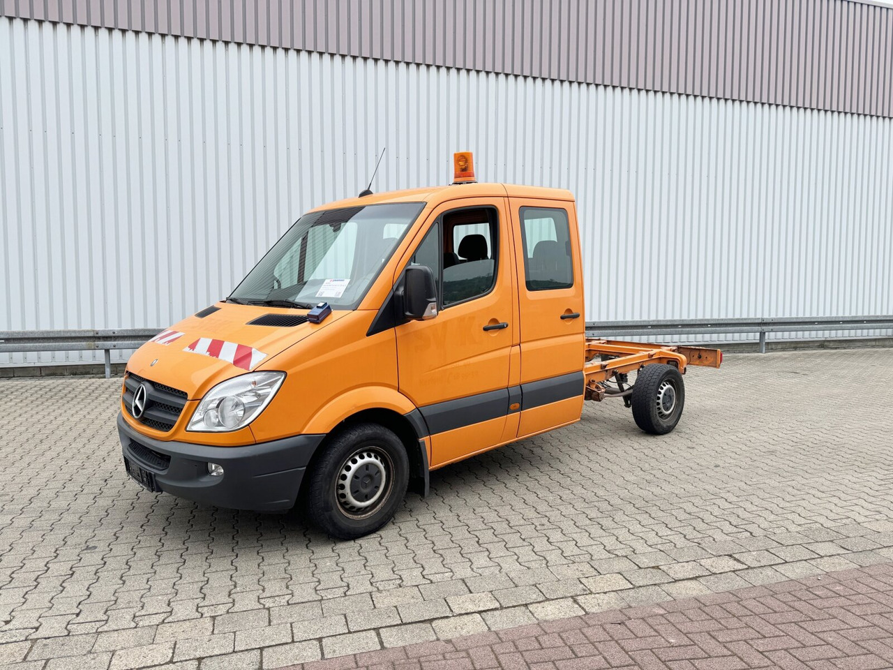 Mercedes-Benz Sprinter 313 CDI 4x2 Doka Sprinter 313 CDI 4x2 Doka, EEV - Fahrgestell LKW: das Bild 1 Mercedes-Benz Sprinter 313 CDI 4x2 Doka Sprinter 313 CDI 4x2 Doka, EEV - Fahrgestell LKW: das Bild 1