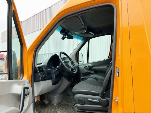 Mercedes-Benz Sprinter 515 CDI 4x2 Sprinter 515 CDI 4x2 - Kastenwagen: das Bild 3 Mercedes-Benz Sprinter 515 CDI 4x2 Sprinter 515 CDI 4x2 - Kastenwagen: das Bild 3
