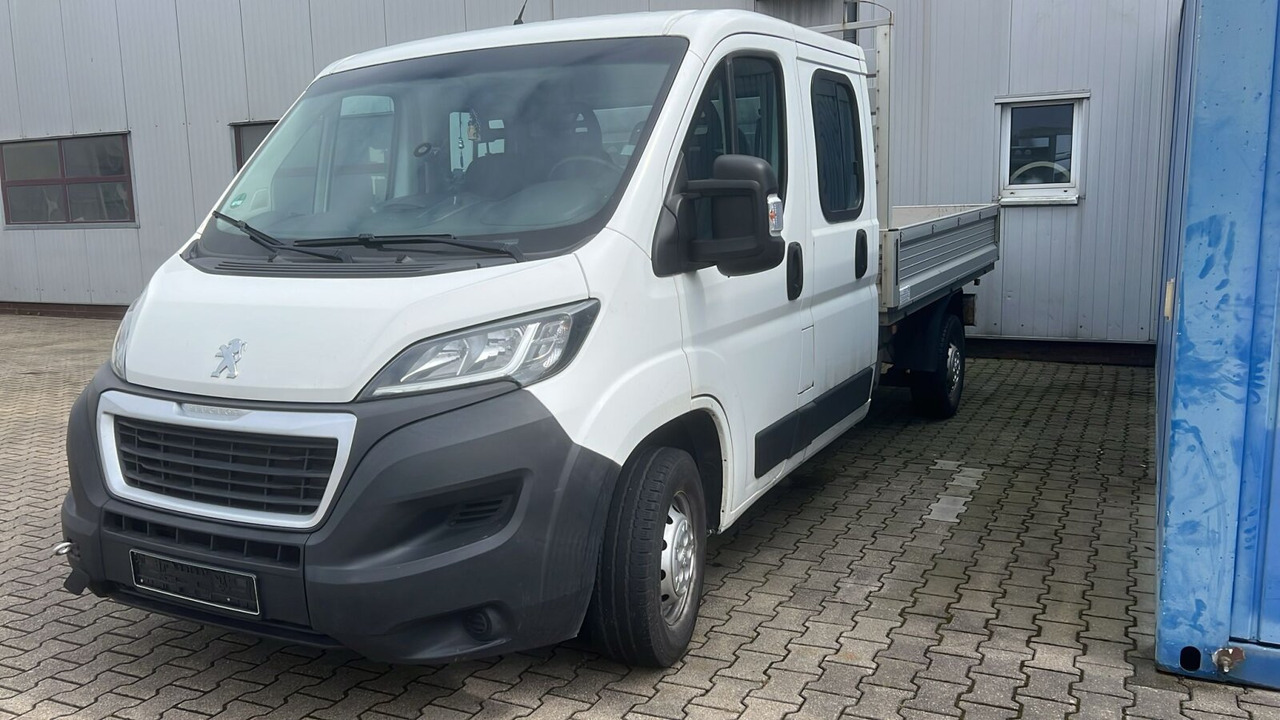 Peugeot Boxer 4x2 Doka Boxer 4x2 Doka - Pritsche Transporter, Transporter mit Doppelkabine: das Bild 1 Peugeot Boxer 4x2 Doka Boxer 4x2 Doka - Pritsche Transporter, Transporter mit Doppelkabine: das Bild 1