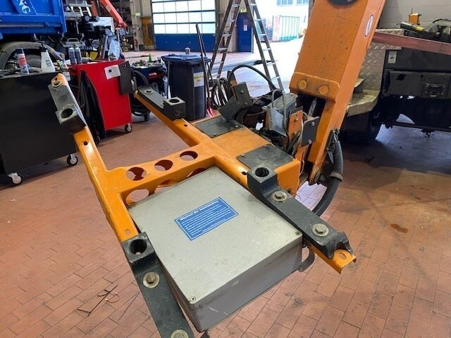 Ruthmann T220.1 S12 UNFALLSCHADEN! T220.1 S12 UNFALLSCHADEN! - Ladekran: das Bild 4 Ruthmann T220.1 S12 UNFALLSCHADEN! T220.1 S12 UNFALLSCHADEN! - Ladekran: das Bild 4
