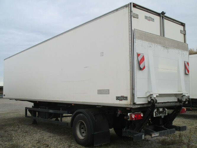 SVKA 10 ZVKA 10 City-Sattel Thermo King SL 200e - Kühlkoffer Auflieger: das Bild 4 SVKA 10 ZVKA 10 City-Sattel Thermo King SL 200e - Kühlkoffer Auflieger: das Bild 4
