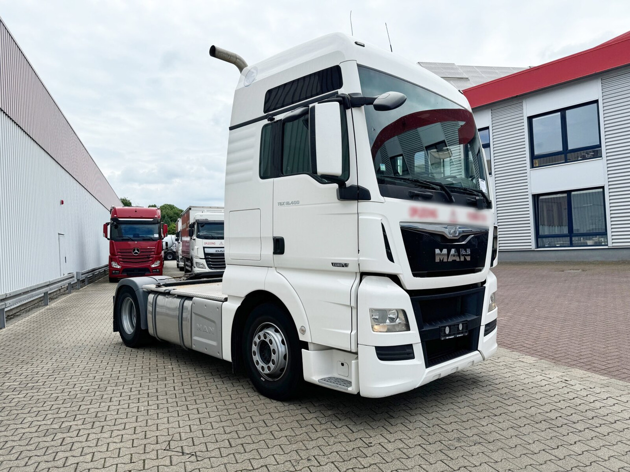 Sattelzugmaschine MAN TGX 18.400 4X2 BLS TGX 18.400 4X2 BLS, Fahrschule, 5 Sitzer: das Bild 9